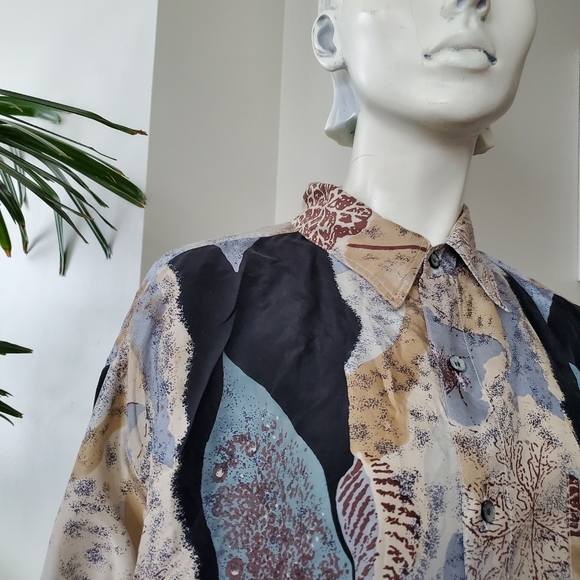 Vintage Abstract Print Silk Shirt - Picture 6 of 8